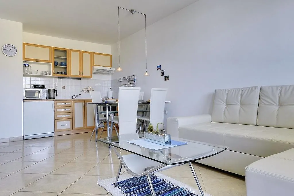 Apartment Frlan Liznjan Croatia