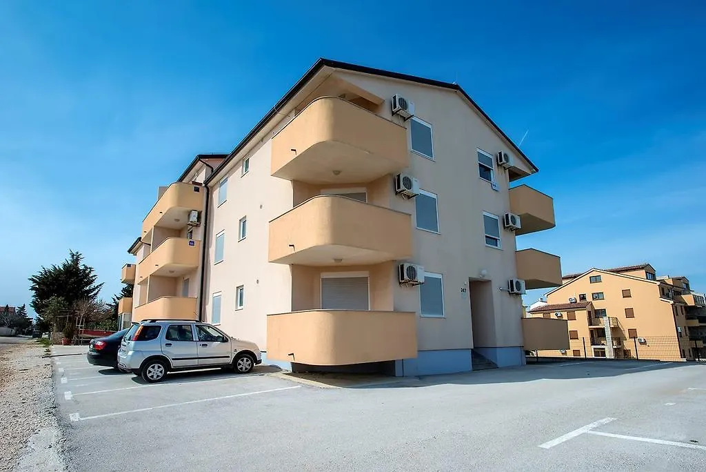 Apartment Frlan Liznjan Croatia